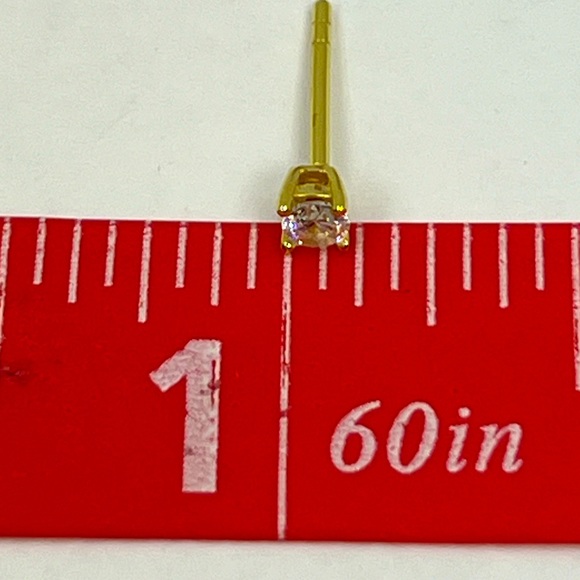 RACHEL ASHWELL, STERLING SILVER WITH CUBIC ZIRCONIA 2 STUD EARRINGS, GOLD COLOR - Picture 12 of 16